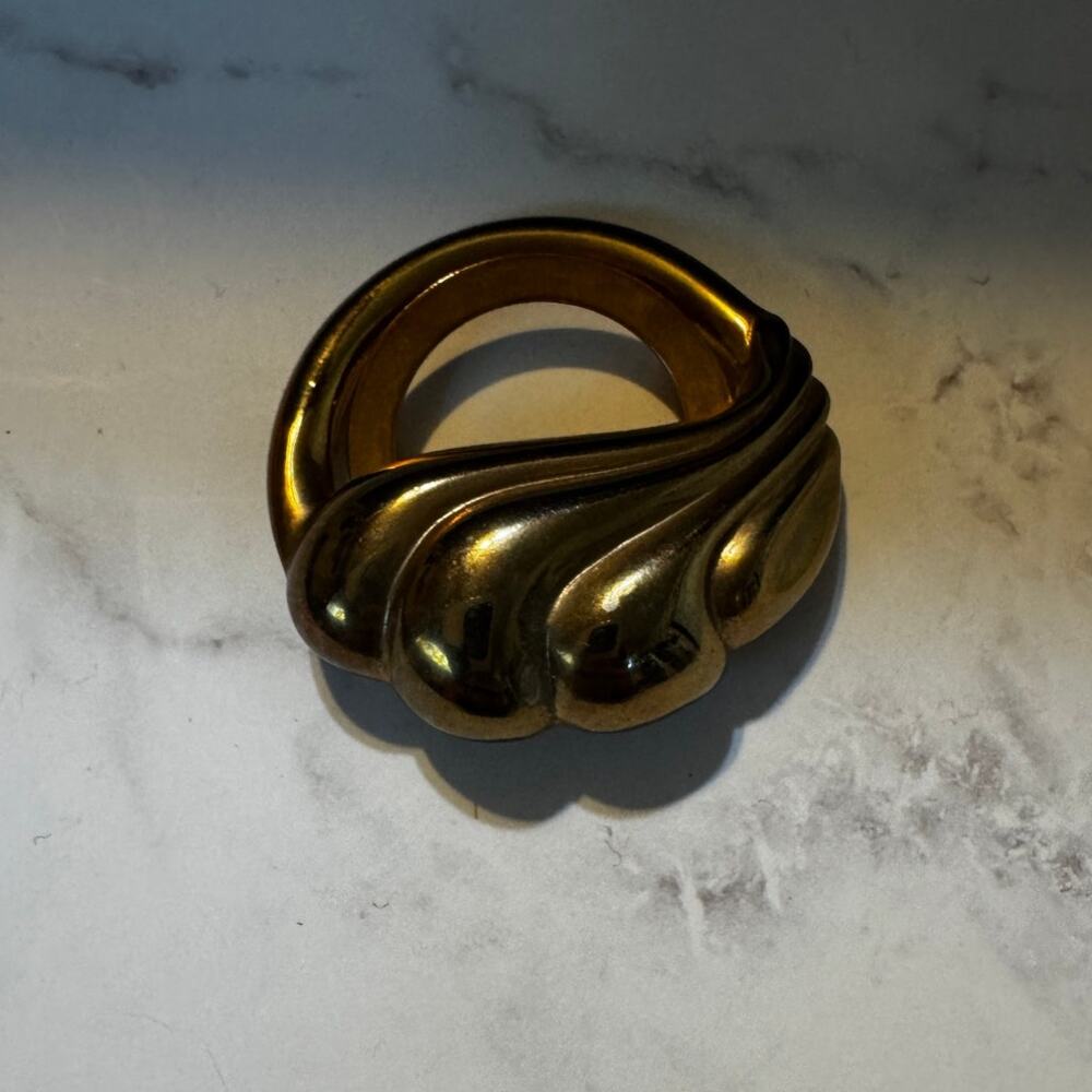 Vintage Gold Tone Ribbed Swirl Scarf Clip Slide Mid Century Modern Statement